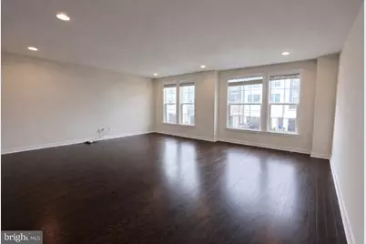 25470 Hartland Orchard Terrace, Chantilly, VA 20152 - Photo 12