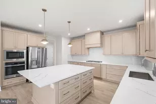 41934 Night Nurse Cir, Brambleton, VA 20148 - Photo 8