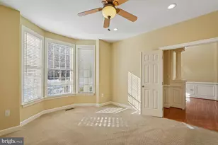 25730 S S Village Dr, Chantilly, VA 20152 - Photo 30