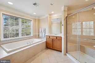 25730 S S Village Dr, Chantilly, VA 20152 - Photo 42