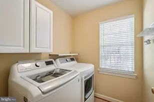 25730 S S Village Dr, Chantilly, VA 20152 - Photo 34