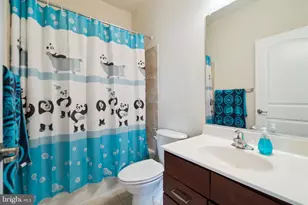 22201 Falling Terrace, Ashburn, VA 20148 - Photo 16