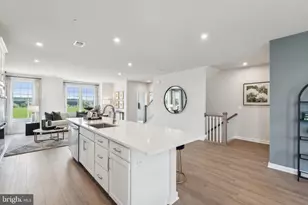 1047 Inferno Ter SE, Leesburg, VA 20175 - Photo 4