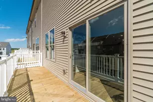 1049 Inferno Ter SE, Leesburg, VA 20175 - Photo 28