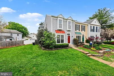 122 Carnaby Way NE, Leesburg, VA 20176 - Photo 1