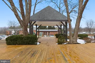 125 Clubhouse Dr SW, Leesburg, VA 20175 - Photo 6