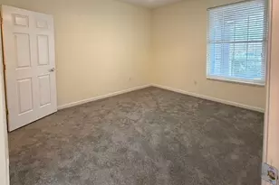 20453 Chesapeake Square, Sterling, VA 20165 - Photo 32