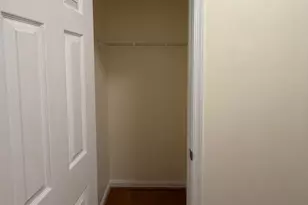 20453 Chesapeake Square, Sterling, VA 20165 - Photo 4