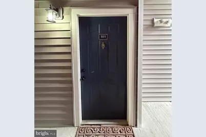 20453 Chesapeake Square #101, Sterling, VA 20165 - Photo 2