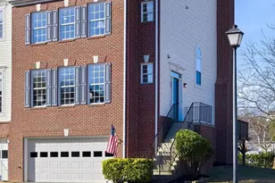 601 Springhouse Square SE, Leesburg, VA 20175 - Photo 1