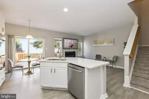 44310 Silkworth Terrace, Ashburn, VA 20147 - Photo 12