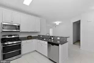 41895 Cathedral Valley Square, Aldie, VA 20105 - Photo 8