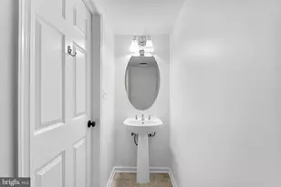 303 Dublin Square, Purcellville, VA 20132 - Photo 32