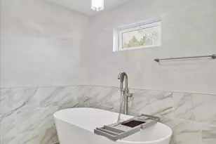 408 Blue Ridge Ave NE, Leesburg, VA 20176 - Photo 30