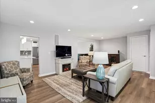 408 Blue Ridge Ave NE, Leesburg, VA 20176 - Photo 12