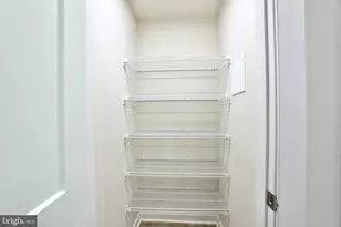 44531 Wolfhound Sq, Ashburn, VA 20147 - Photo 8