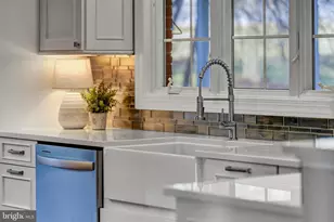 19770 Willowdale Pl, Ashburn, VA 20147 - Photo 24