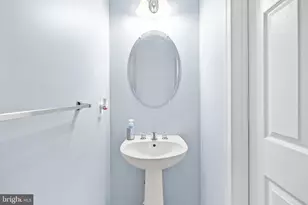 42923 Pamplin Terrace, Chantilly, VA 20152 - Photo 16