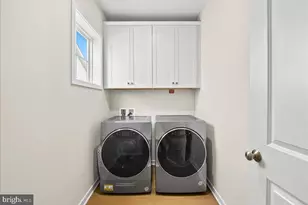 42104 Creighton Rd, Ashburn, VA 20148 - Photo 32