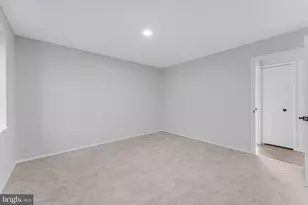 920 Windsor Ct, Sterling, VA 20164 - Photo 22