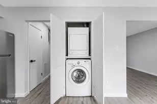 920 Windsor Ct, Sterling, VA 20164 - Photo 8