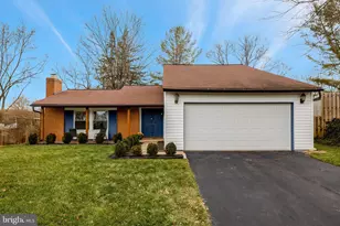 4 Pheasant Run Ct, Sterling, VA 20164 - Photo 1