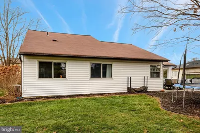 4 Pheasant Run Court, Sterling, VA 20164 - Photo 2
