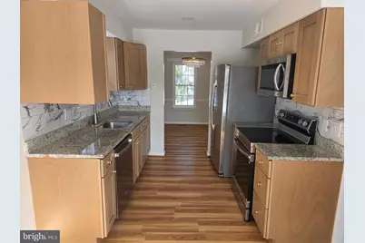 10217 McKean Court, Great Falls, VA 22066 - Photo 16