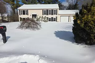 10217 McKean Ct, Great Falls, VA 22066 - Photo 4