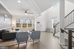 17964 Ridgewood Pl, Round Hill, VA 20141 - Photo 6