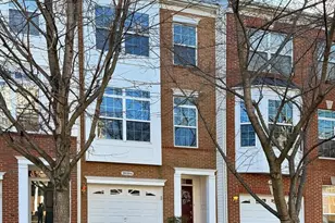 20384 Bass Rocks Terrace, Ashburn, VA 20147 - Photo 2