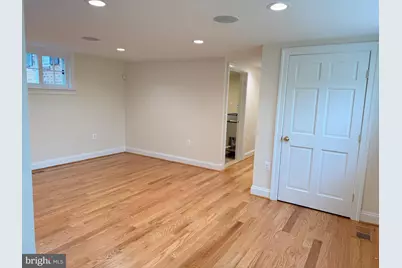 217 W Market Street, Leesburg, VA 20176 - Photo 8