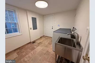 217 W Market Street, Leesburg, VA 20176 - Photo 14