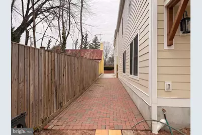 217 W Market Street, Leesburg, VA 20176 - Photo 60