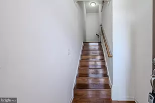 23197 Tradewind Dr, Brambleton, VA 20148 - Photo 2