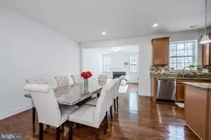 23197 Tradewind Dr, Brambleton, VA 20148 - Photo 6