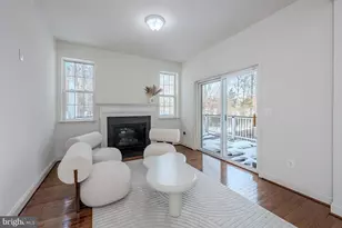 23197 Tradewind Dr, Brambleton, VA 20148 - Photo 10