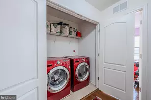 23197 Tradewind Dr, Brambleton, VA 20148 - Photo 22