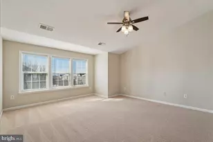 19390 Coppermine Sq, Leesburg, VA 20176 - Photo 56