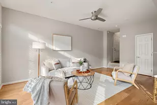 25236 Orchard View Terrace, Chantilly, VA 20152 - Photo 12