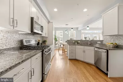 25236 Orchard View Terrace, Chantilly, VA 20152 - Photo 2