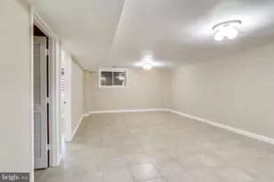 21131 Crocus Terrace, Ashburn, VA 20147 - Photo 6