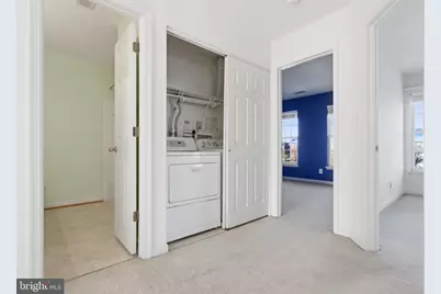 18544 Pineview Square, Leesburg, VA 20176 - Photo 26