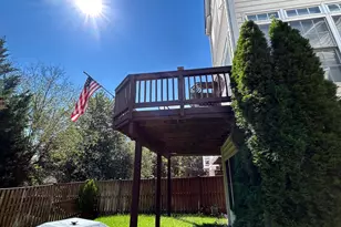 18544 Pineview Square, Leesburg, VA 20176 - Photo 42