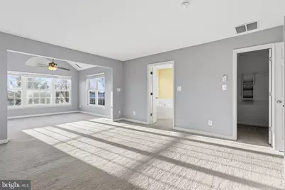 18544 Pineview Square, Leesburg, VA 20176 - Photo 18