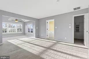 18544 Pineview Square, Leesburg, VA 20176 - Photo 18