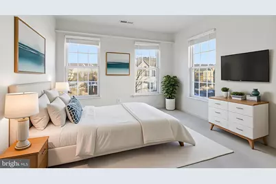 18544 Pineview Square, Leesburg, VA 20176 - Photo 24