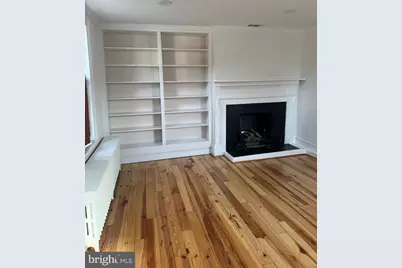 10 Wirt NW, Leesburg, VA 20176 - Photo 2