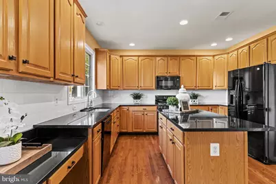 42714 Freedom Street, Chantilly, VA 20152 - Photo 10