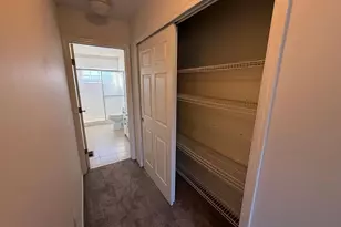 22976 Fontwell Square, Sterling, VA 20166 - Photo 6